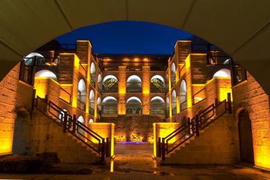 IMAGES-16