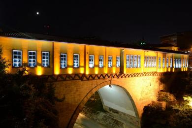 IMAGES-18