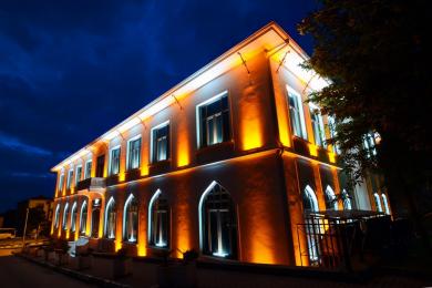 IMAGES-32