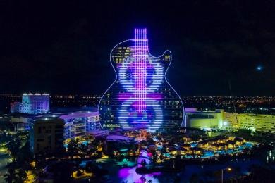 Dünyanın İlk Gitar Tasarımlı Oteli Hollywood’da Açıldı-1